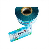 Rouleau de colle thermofusible personnalisée ou pièces découpées, étiquette autocollante imperméable en BOPP, étiquette OPP pour emballage de bouteilles d'eau de boisson