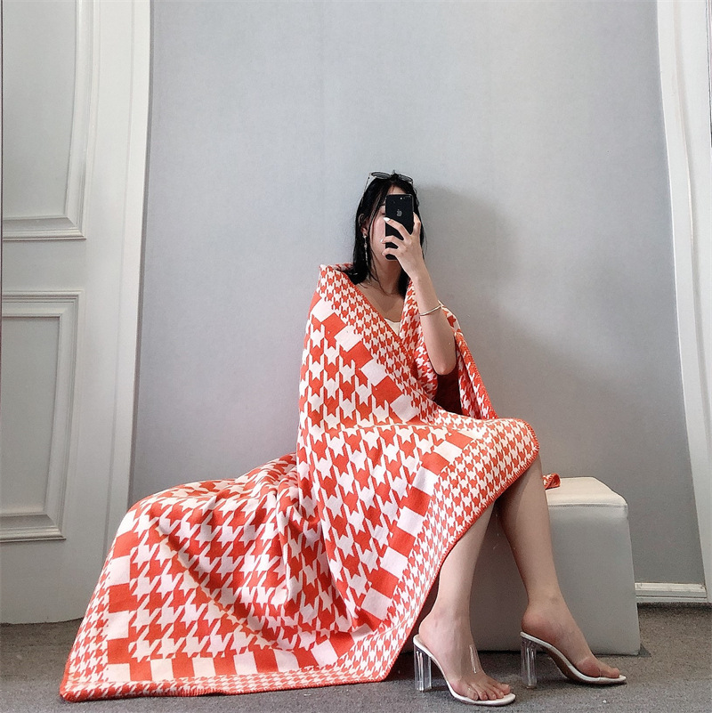 wool throw reversible hummingbird