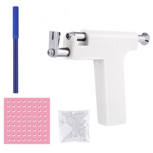 Pistolet de perçage du nez et des oreilles jetable, kit de perçage du corps, outil de perçage des oreilles, kit de perçage du nez, pistolet de perçage - Product Image 1