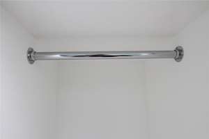 Organisateur de garde-robe à tube unique Welltop, finition chrome, cintre à vêtements, tiges réglables VT-10.004 - Product Image 3