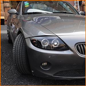 Per BMW Z4 E85 E86 2003-2008: Set di Fari Angel Eyes con Lenti Nere Fumé, Proiettore Aggiornato per Auto, Assemblaggio Completo Sinistro e Destro - Product Image 4
