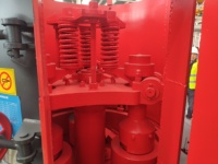 Ensemble complet d'équipement de broyage Raymond avec moteur AC, boîte de vitesses et roulement pour la fabrication de poudre