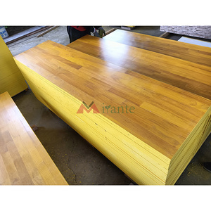 Plantilla <span class=keywords><strong>de</strong></span> Tablero <span class=keywords><strong>de</strong></span> Tres Capas Tipo E1 500x2000mm Personalizada y Moderna, Utilizada para Encofrados <span class=keywords><strong>de</strong></span> Construcción <span class=keywords><strong>de</strong></span> Hormigón - Product Image 1