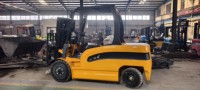 Chariot élévateur électrique compact 2T 3T à batterie, contrepoids hydraulique pour l'empilage de marchandises en entrepôt