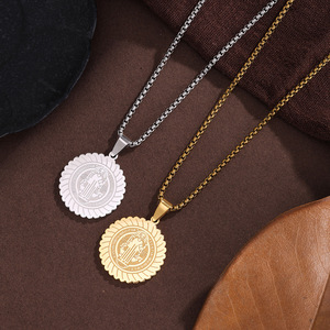 Collar de Acero Inoxidable con Medallón de Cruz de San Bernardo, Collar de Acero de Titanio de Doble Cara Resistente a la Corrosión - Product Image 3