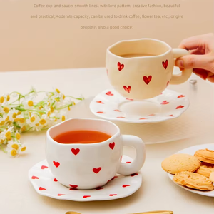 Tasses en céramique faites à la main, design irrégulier personnalisé, style mignon, 9 oz, vente en gros, mugs de fête, tasses à café en céramique - Product Image 1