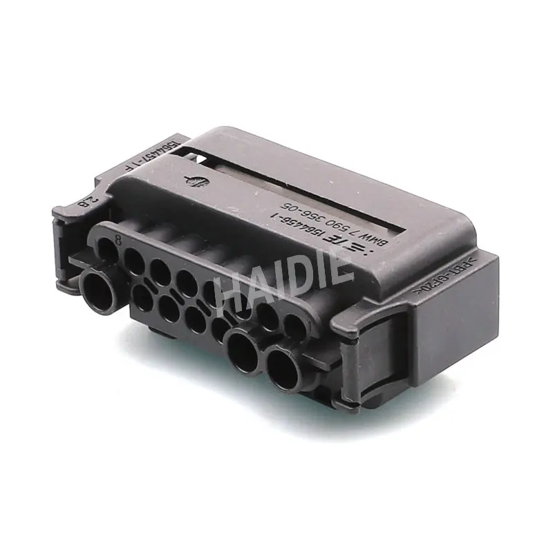 High Quality 154 Pin ECU Auto Female Connector 1564456-1