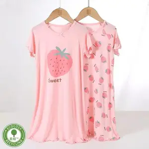 2021 गर्मियों में फैशन लड़की टी शर्ट के साथ रात पोशाक स्ट्रॉबेरी प्रिंट फैंसी लड़कियों के कपड़े धनुष