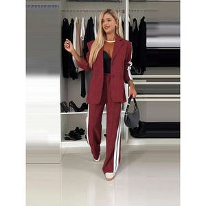 Vendita calda elegante e confortevole <span class=keywords><strong>pantaloni</strong></span> a maniche lunghe Casual da donna a righe bianche e nere Set completo a blocchi di colore - Product Image 2