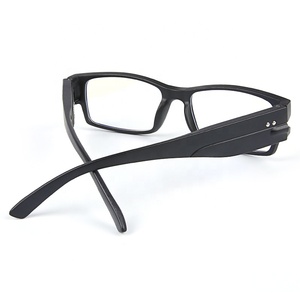 2021 nuevas gafas <span class=keywords><strong>de</strong></span> lectura con luz LED baratas al por mayor lupa en blanco rojo naranja gris marcos Material <span class=keywords><strong>de</strong></span> PC - Product Image 4