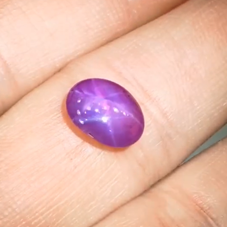 Zaffiro stellato viola naturale non riscaldato da 4,18 ct
