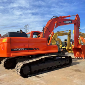 รถขุดตีนตะขาบ Doosan 300 รุ่น DH300 สภาพดี บุ้งกี๋ขนาด 0.16 ลูกบาศก์เมตร ปั๊มไฮดรอลิก ระบบไฮดรอลิกเต็มรูปแบบ เครื่องยนต์ เกียร์ - Product Image 3