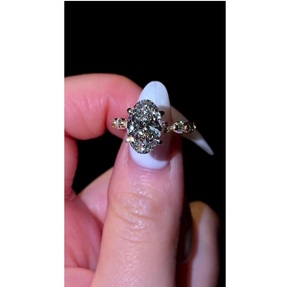 Anillo de Compromiso de Lujo con Diamante Cultivado en Laboratorio de Corte Ovalado de 3CT, Chapado en Oro Blanco de 14K/18K, Certificado IGI/VVS, Anillo de Boda Personalizado - Product Image 1