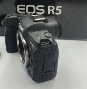 Appareil photo professionnel d'occasion <span class=keywords><strong>Canon</strong></span> <span class=keywords><strong>R5</strong></span> vidéo 8K - Product Image 4