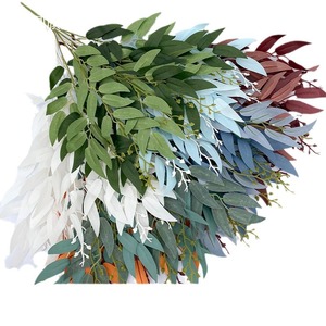 Flores Artificiales para Boda, Ramo de 5 Ramificaciones, Hojas de Sauce y Locust, Follaje de Seda Estilo Nórdico para Decoración de Pasillos de Boda en Hoteles - Product Image 1