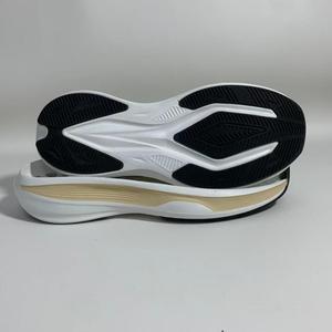 Suela de zapatillas deportivas Kezhi Flexible EVA TPR, antideslizante, ligera, con absorción de impactos, para zapatillas deportivas, venta al por mayor. - Product Image 1