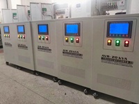 Régulateur de tension automatique SVC triphasé 15 kVA 20 kVA 30 kVA, stabilisateur à commande servo-moteur, cuivre de bonne qualité