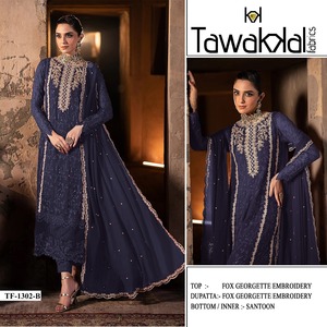 Vestito Pakistani ricamato perfetto per feste tradizionali e cerimonie religiose disponibili al miglior prezzo all'ingrosso - Product Image 3