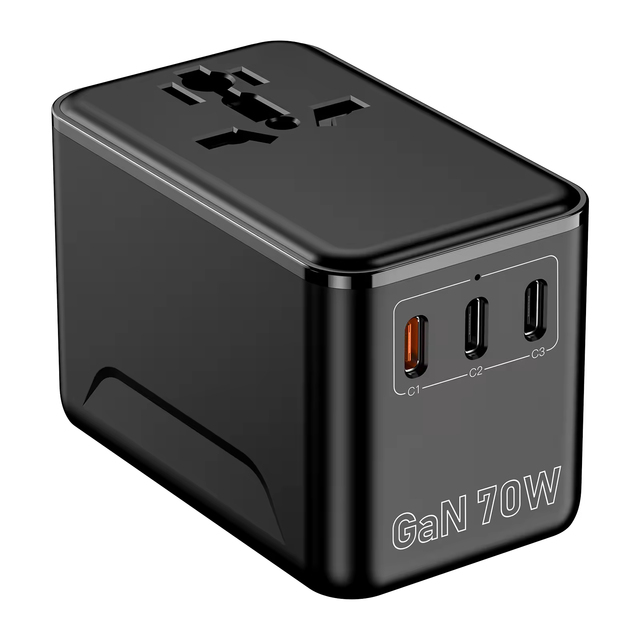 Multi Plug Socket World Travel Adapter PD 70W Gan Material C-Type Universal Power Plug Charger 3 Type-C Ports 1 USB Port All One