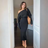 Robe longue asymétrique noire pour femme, à épaules dénudées, manches longues, taille naturelle, coupe ample, confortable, respirante et écologique