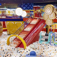 Aire de jeux intérieure à deux étages Nice Baby de 400 m² avec maison et cuisine factices, utilisation commerciale, grande piscine à balles pour les enfants de 3 à 15 ans