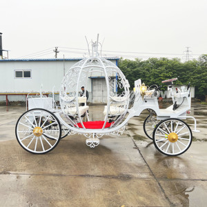 Charrette de tourisme électrique commerciale en forme de citrouille, chariot sans chevaux à batterie pour la location d'événements festifs et de parcs à thème - Product Image 2