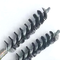 Brosse à fil en acier inoxydable de qualité industrielle OEM personnalisable, brosse à double spirale pour le nettoyage des tuyaux de chaudière, des conduites et des cheminées