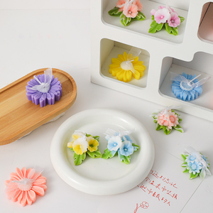 <span class=keywords><strong>Vela</strong></span> de aromaterapia DIY moderna Little Daisy <span class=keywords><strong>con</strong></span> cera en forma de flor de manzanilla para accesorios de tiro de Año Nuevo regalo del Día de San Valentín - Product Image 5