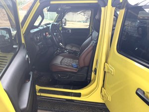 <span class=keywords><strong>Jeep</strong></span> <span class=keywords><strong>Wrangler</strong></span> 4xe Sahara 2.0T Automatique Hybride Rechargeable Tout-Terrain d'Occasion 2021 à Vendre - Product Image 5