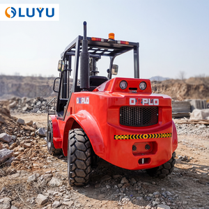 מלגזה שטח 4x4 איכותית ביותר 3 טון 3.5 טון למכירה עם הזזת צד, גובה הרמה 3000 מ\"מ-7000 מ\"מ ומעצורי כף - Product Image 6