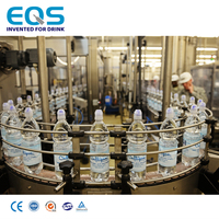 Machine de remplissage et de scellage automatique 3-en-1 pour bouteilles d'eau potable commerciales de 500 ml