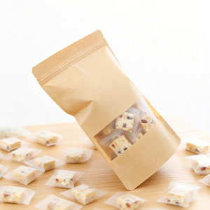 ถุงซิป<span class=keywords><strong>ล</strong></span>็อคแบบตั้งได้ ขนาด 18*26+4 ซม. <span class=keywords><strong>ราคา</strong></span>ถูก คุณภาพสำหรับอาหาร มีหน้าต่างแบบด้าน ผลิตจากกระดาษคราฟท์สีน้ำตา<span class=keywords><strong>ล</strong></span> สำหรับใส่ของขวัญ ขายส่ง - Product Image 3