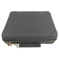 Étui de rangement pour dés de jeu de rôle avec porte-feuille de personnages intégré et panneau effaçable, classeur de dés D&D, sac de rangement portable