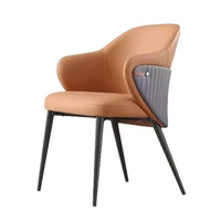 Chaise de salle à manger rembourrée en similicuir design avec accoudoirs rembourrés pour hôtel et salon