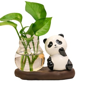 เครื่องประดับรูปแพนด้า 2 ชิ้น ตุ๊กตาตกแต่งโต๊ะพร้อมแจกันแก้วสำหรับอุปกรณ์สำนักงาน - Product Image 5