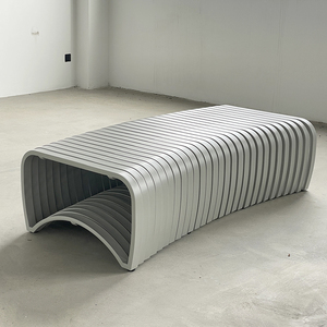 Banc à lattes en aluminium moderne sans dossier <span class=keywords><strong>de</strong></span> qualité commerciale, mobilier d'<span class=keywords><strong>extérieur</strong></span> pour hôtels et projets hôteliers - Product Image 4