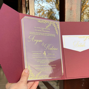 Edles Acryl Hochzeitseinladungs-Komplettset mit Tasche, Goldfolien-Acryleinladung, Luxuriöse Schwarze Einstecktaschen-Einladung - Product Image 3