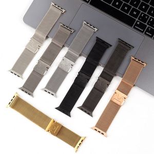 Bracelet en acier inoxydable magnétique Milanese Loop pour Apple Watch S10 42mm 46mm, bracelet en titane respirant blanc, bracelet en métal - Product Image 4