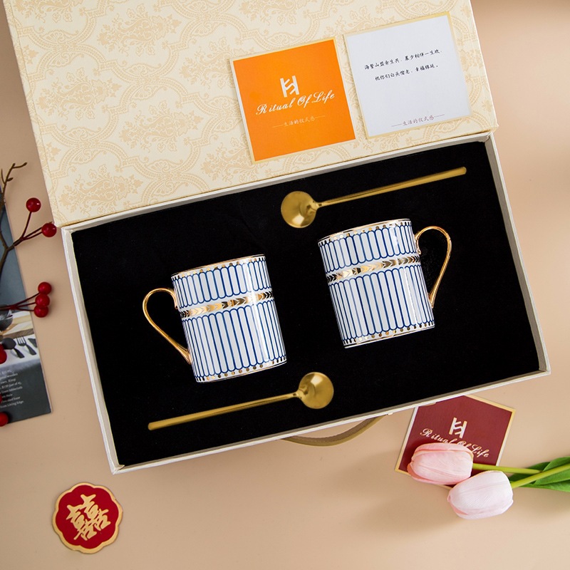 blue vertical stripe pair cups + spoons, rice color gift box