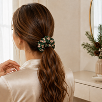 Scrunchie Satin Motif Mawar Natal Custom Grosir, Ikat Rambut Elastis, Aksesoris Penataan Rambut untuk Liburan
