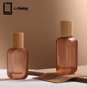 مجموعة تغليف مستحضرات التجميل الفاخرة جرة كريم زجاجي العنبر 50 جرام مع غطاء من خشب الخيزران - Product Image 5