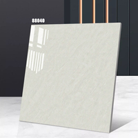Vente en gros d'usine - Carrelage de sol en porcelaine marbrée moderne 80x80cm, style moderne et minimaliste pour salons et chambres