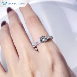 Tianyu Gems Lab Diamond Round Brilliant Cut 1ct DEF VVS 14K Solid White Gold Bague de fiançailles pour femme - Product Image 3