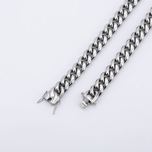 yunnique Men's Cuban <b>Chain</b> Necklace <b>Titanium</b> Steel Heavy Duty Chunky Link Street Fashion Hip Hop Punk Style 24 Inch - Product Image 2