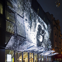 P10 Reeflim Écrans LED transparents pour vitrine Écran cristal Verre d'affichage Film LED transparent pour les magasins de détail