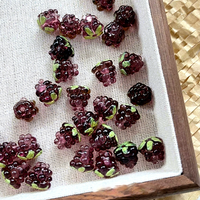 Fruits de framboise rouge foncé, verre artisanal exquis, pour la création de boucles d'oreilles, colliers, bracelets, matériaux et accessoires de bijouterie