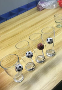 Verres à <span class=keywords><strong>whisky</strong></span> ou à bière <span class=keywords><strong>de</strong></span> 430 ml avec une vraie <span class=keywords><strong>balle</strong></span> <span class=keywords><strong>de</strong></span> <span class=keywords><strong>golf</strong></span> coincée à l'intérieur - Product Image 5