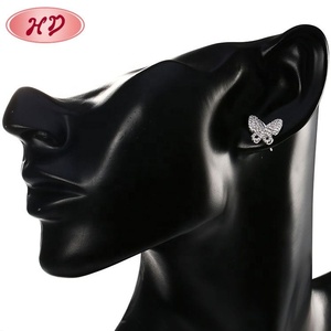 Dernier design de boucles d'oreilles de mariage en alliage plaqué or 18 carats - Product Image 3