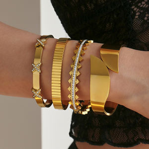 Nuova striscia di tendenza VINTAGE Regno Unito VOGUE chiaro zircone SUPER brillante braccialetto Dazan nuovi in oro placcato 18k gioielli di lusso in acciaio inossidabile - Product Image 1