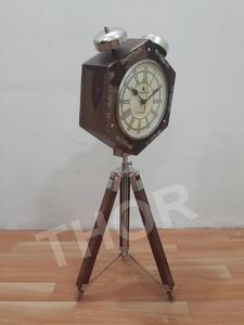 Horloge de table trépied en bois vintage Horloge murale décorative à collectionner Mouvement à quartz Design art déco Affichage à l'aiguille Décor à la maison - Product Image 2